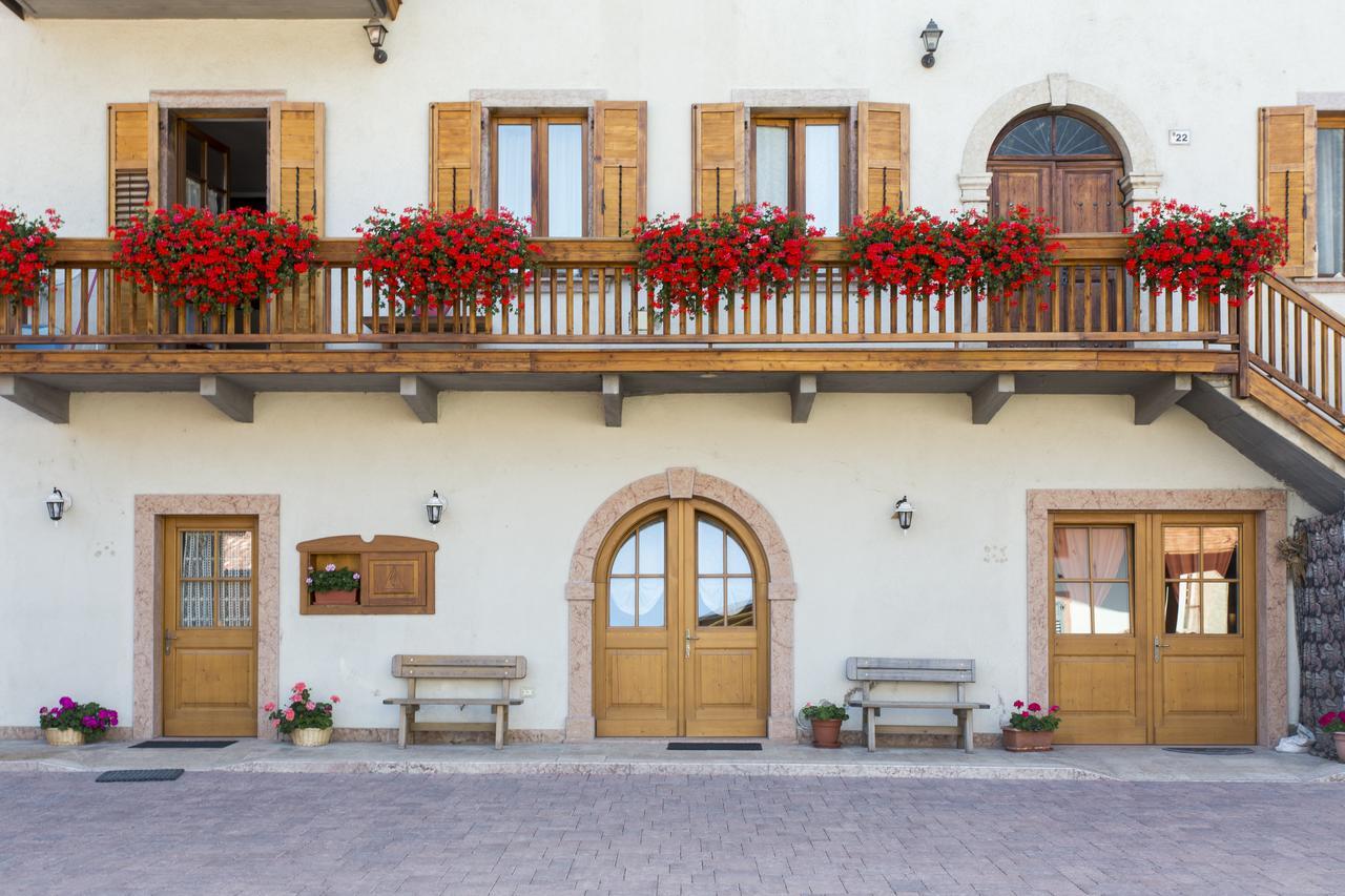 スポルマッジョーレ Bio Agritur Le Millemeleヴィラ エクステリア 写真